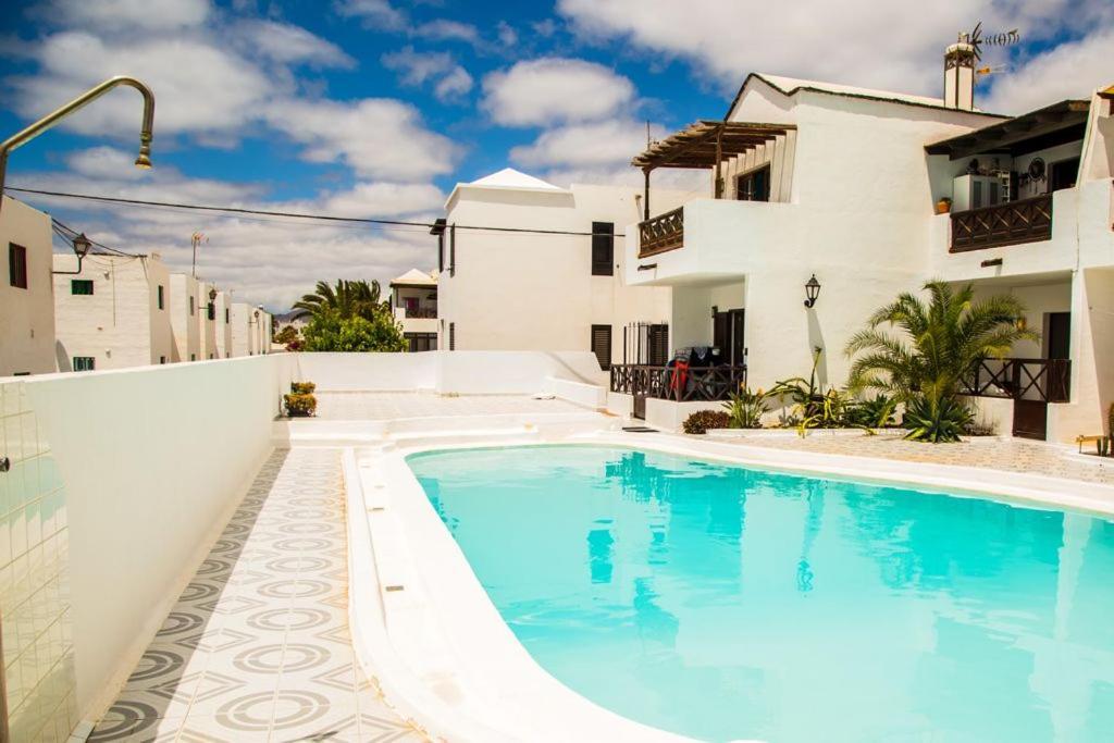 Oasisstudiolanzarote Пуэрто дель Кармен Экстерьер фото